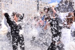 Pillowfight de Dam