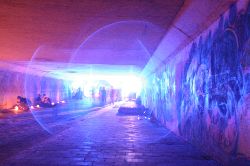 Zirkled bicycle tunnel